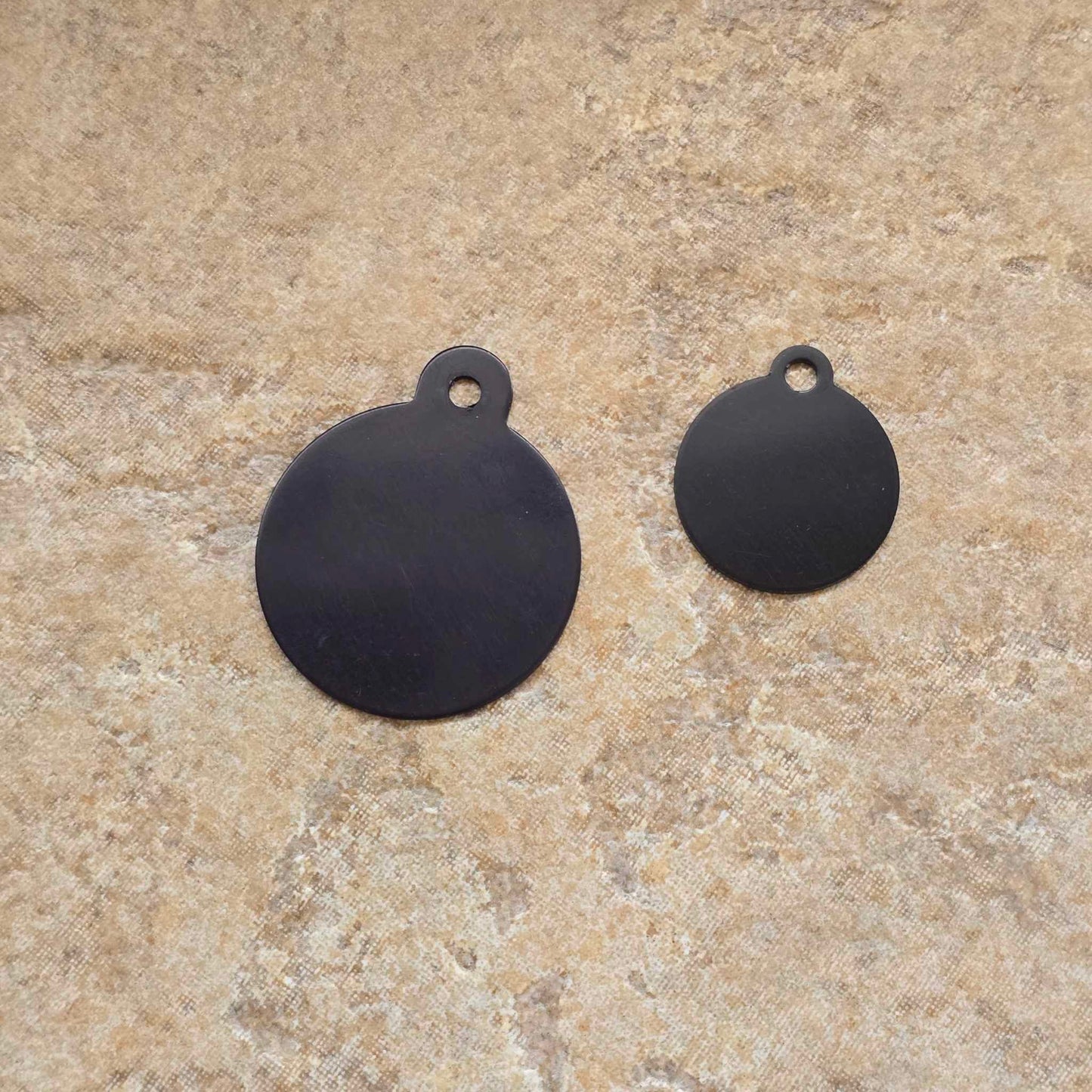 Round Colored Aluminum Tags