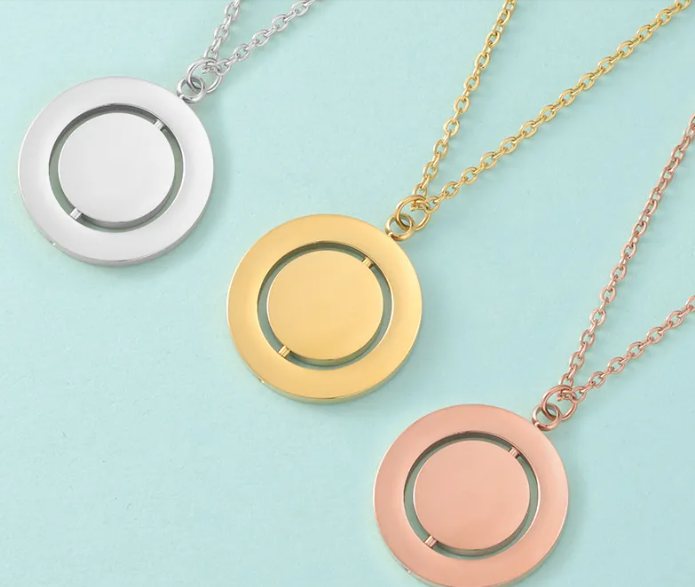 Rotating Circle Necklace